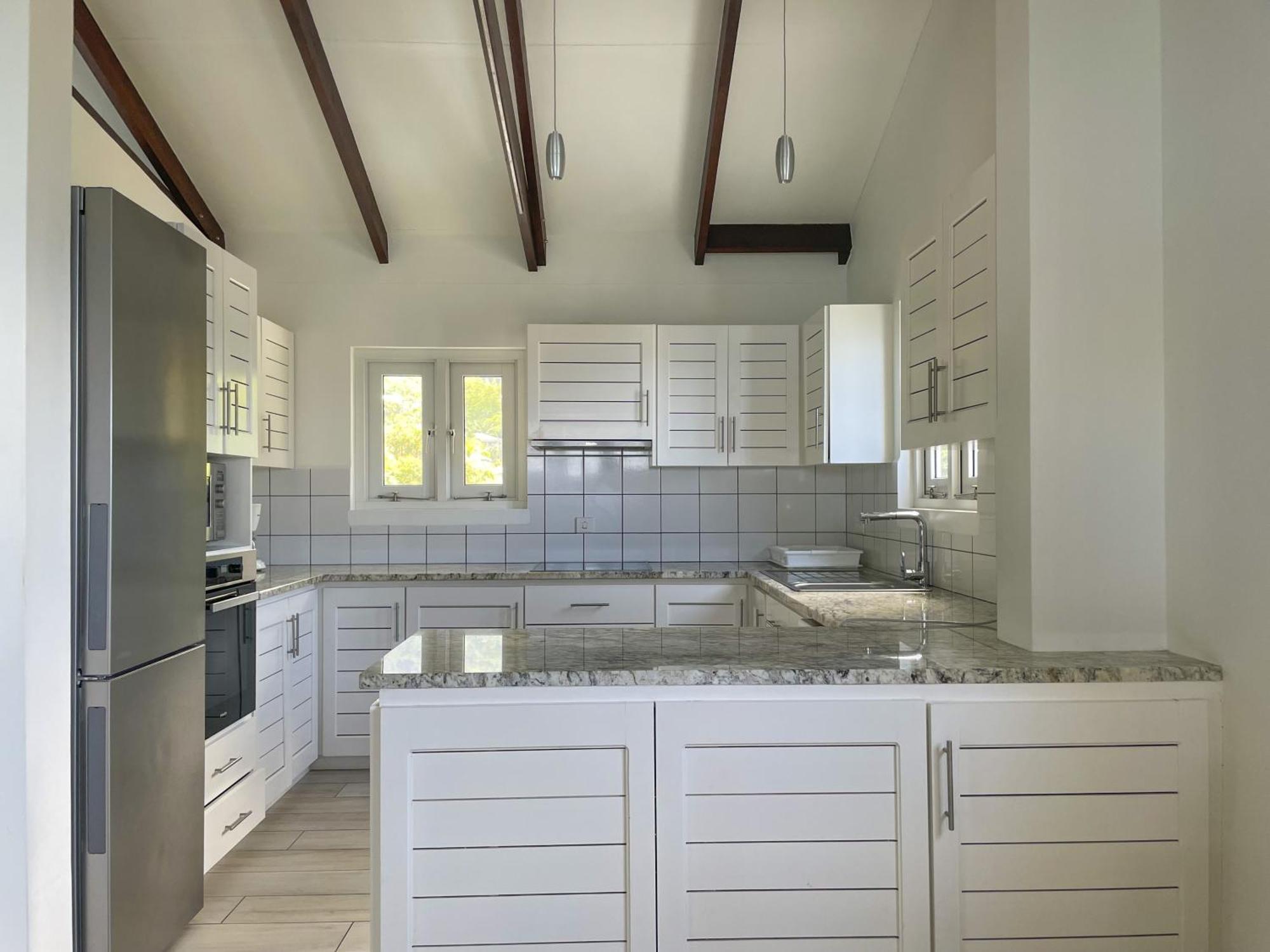 بيل أومبغْ Vallonend Beachfront Villa With Excellent View المظهر الخارجي الصورة