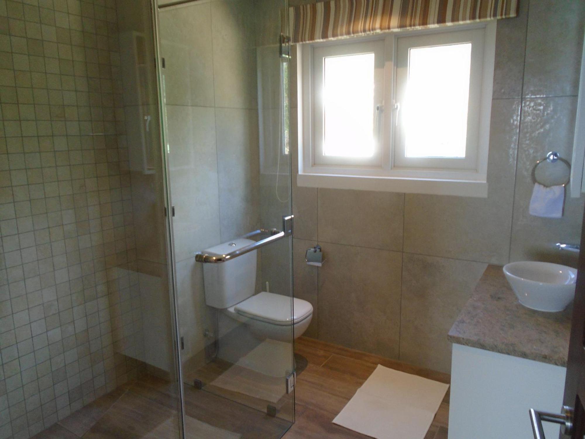 بيل أومبغْ Vallonend Beachfront Villa With Excellent View المظهر الخارجي الصورة